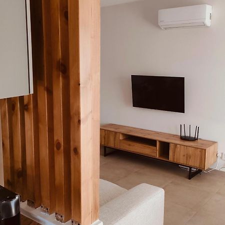 Two Bedroom Apartment With Pool Paphos Exterior foto